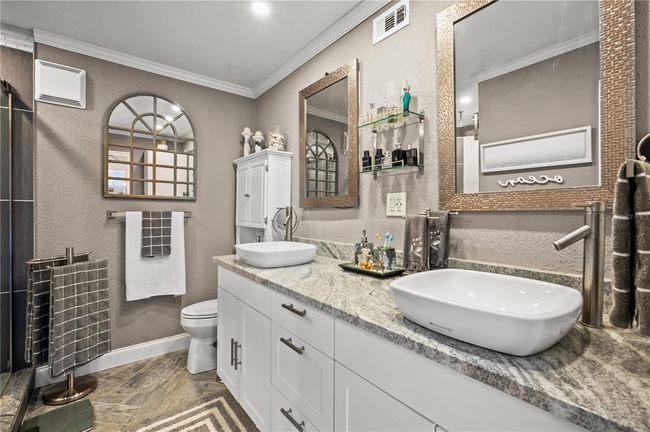 APT-334 - 4001 Beneva Rd, Townhouse with 3 bedrooms, 3 bathrooms and null parking in SARASOTA FL | Image 15