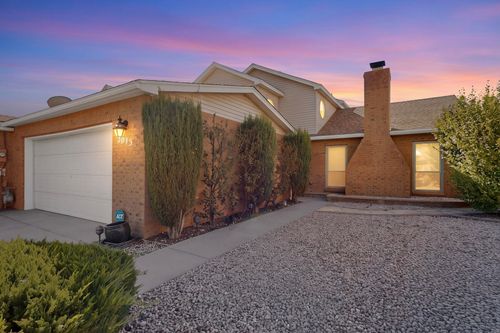 5015 Calle De Carino Ne, Albuquerque, NM, 87111-2966 | Card Image