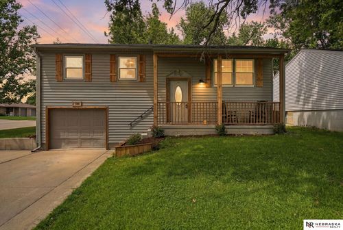 1700 Monroe St, Beatrice, NE, 68310-2246 | Card Image