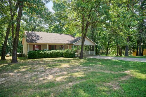 102 Hebron Dr, Hardy, AR, 72542-9211 | Card Image