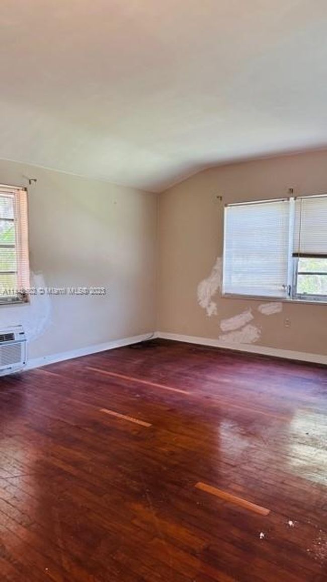 1414 Sw 19 Th Ave, House other with 4 bedrooms, 3 bathrooms and null parking in Miami FL | Image 22