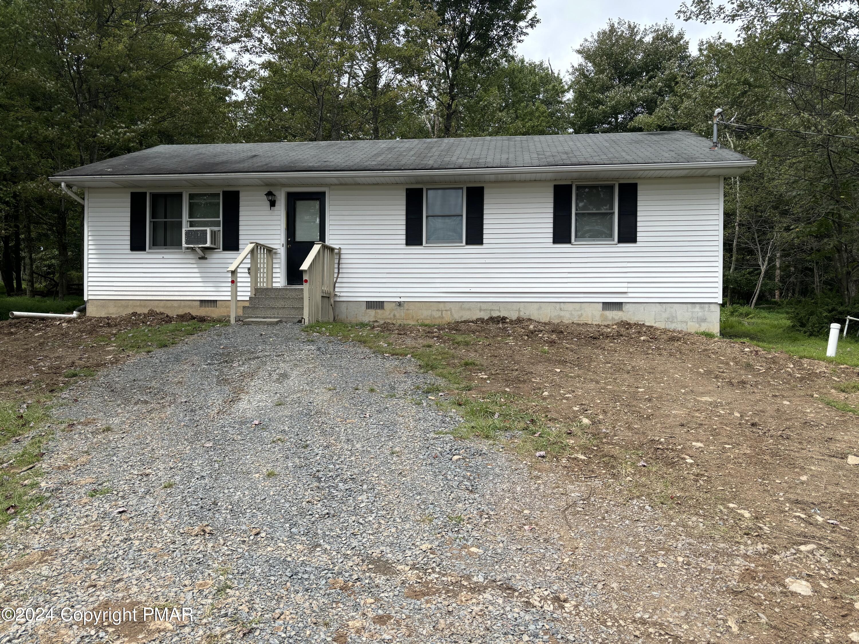 Twilight Dr, Cresco, PA 18326