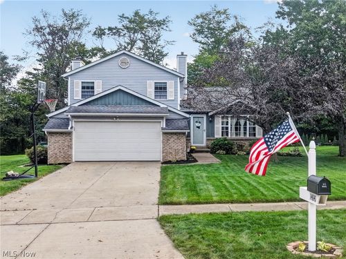 14841 Glen Valley Dr, Middlefield, OH, 44062-8481 | Card Image