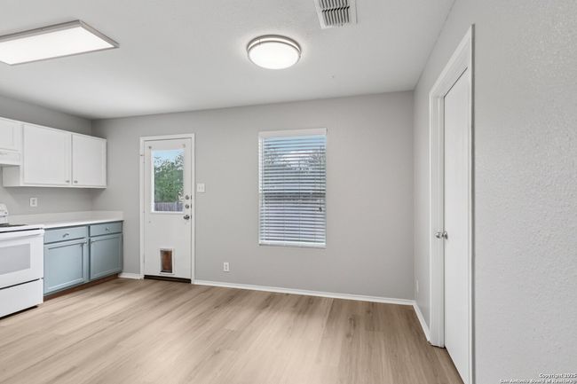 109 Creek Run, House other with 3 bedrooms, 2 bathrooms and null parking in Cibolo TX | Image 16
