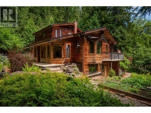 1116 C Ave, Kaslo, BC, V0G1M0 | Card Image