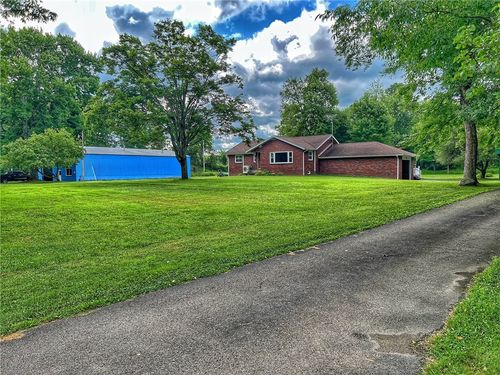 14 Steingrabe Rd, New Wilmington, PA, 16142-2626 | Card Image