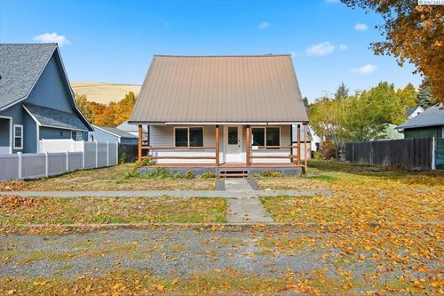 107 E Richmond Ave, Dayton, WA, 99328-1040 | Card Image