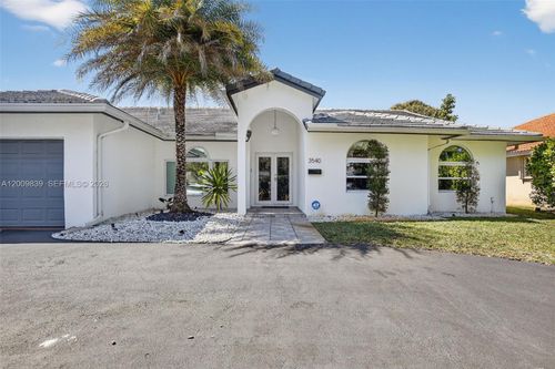 3540 N Park Rd, Hollywood, FL, 33021-2528 | Card Image