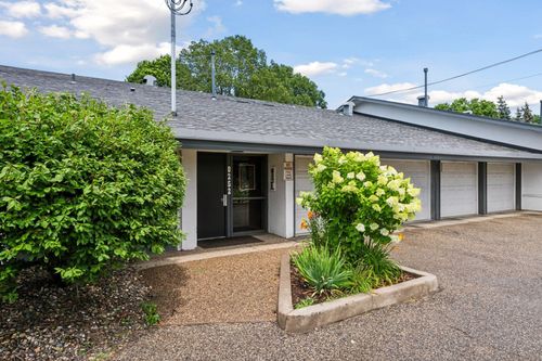apt-a-8252 Fremont Ave S, Bloomington, MN, 55420-2185 | Card Image