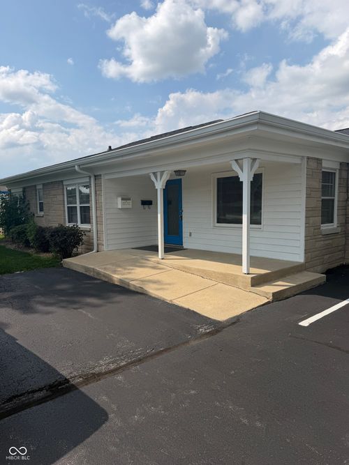2-1602 W Smith Valley Rd, Greenwood, IN, 46142-1550 | Card Image