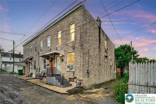 920 N Mohr St, Allentown, PA, 18102-1710 | Card Image