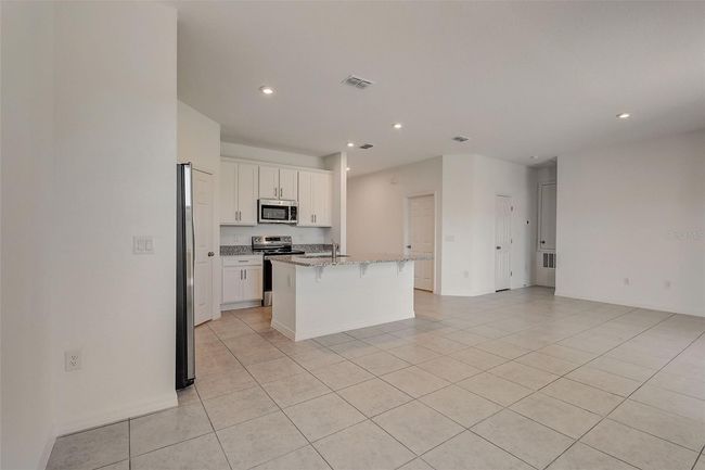 398 Eventide Ave, House other with 3 bedrooms, 2 bathrooms and null parking in MASCOTTE FL | Image 16