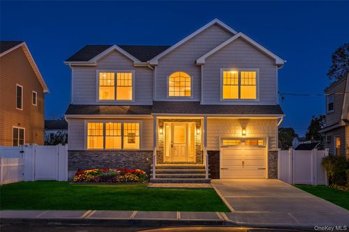 335 Evans Ave, Elmont, NY, 11003-3309 | Card Image