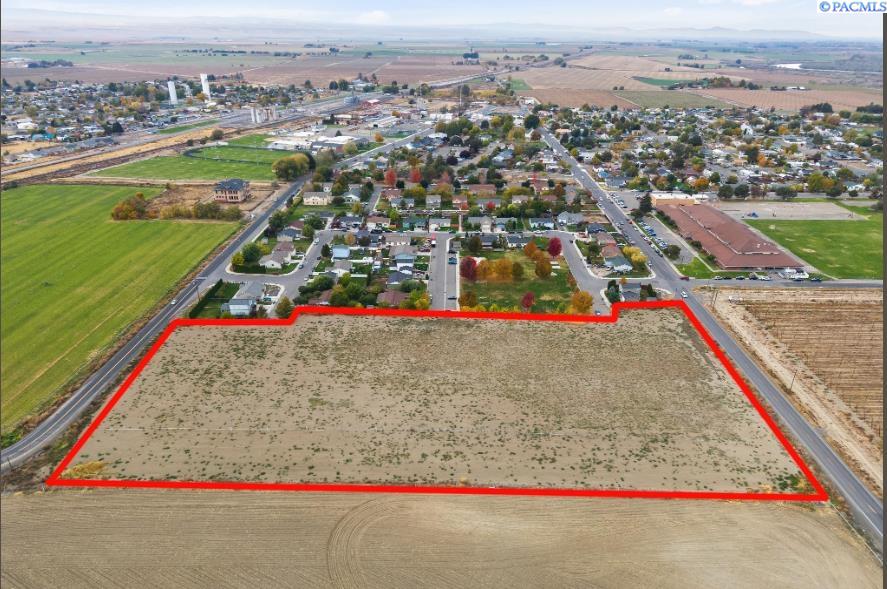 Land in Mabton 5