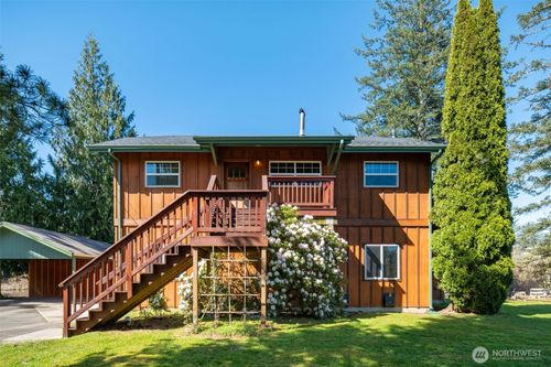 38002 Se 85th St, Snoqualmie, WA, 98065-9600 | Card Image