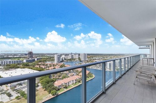 r2204-4010 S Ocean Dr, Hollywood, FL, 33019-3063 | Card Image
