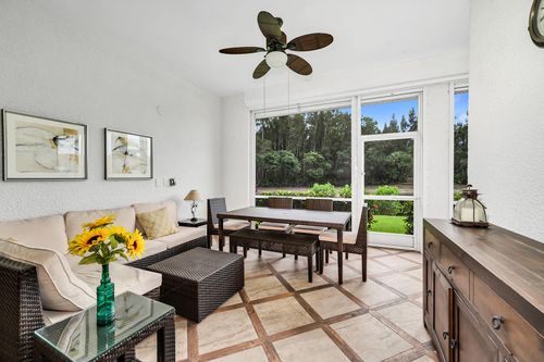 6104-2326 Magnolia Ln, NAPLES, FL, 34112-7563 | Card Image