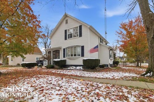 615 S 8th St, Saint Clair, MI, 48079-5050 | Card Image