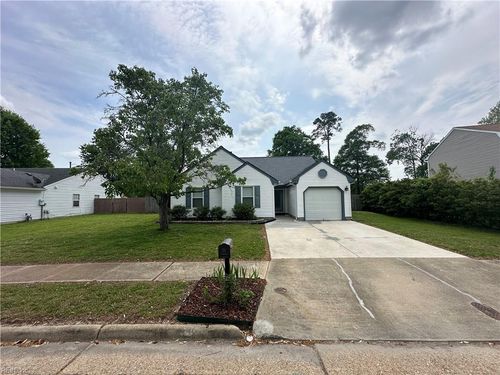 909 Chigwell Rd, Virginia Beach, VA, 23454-6547 | Card Image