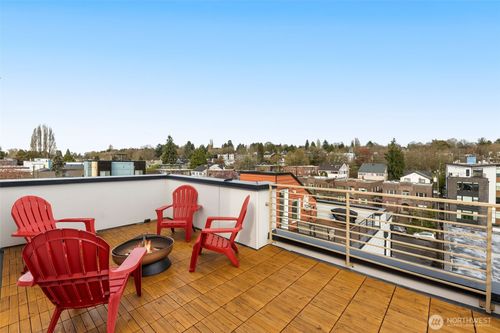 730 A Broadway E, Seattle, WA, 98102 | Card Image