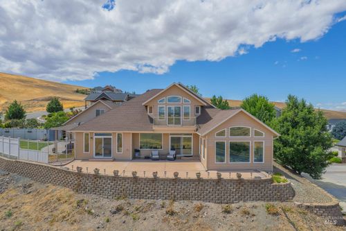 3315 Michael Dr, Clarkston, WA, 99403-5002 | Card Image