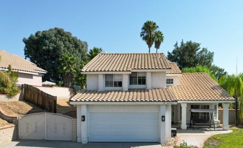 27745 Desert Pl, Castaic, CA, 91384-4511 | Card Image