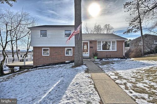 802 Pennsylvania Ave, LEMOYNE, PA, 17043-1530 | Card Image