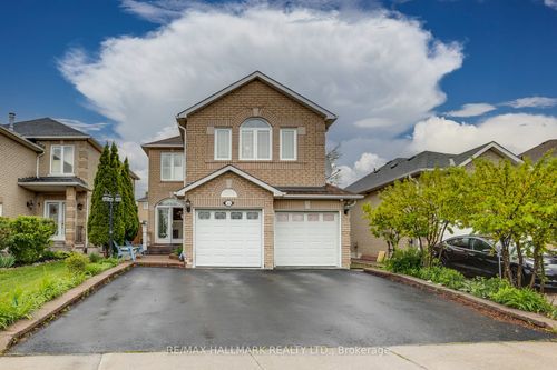 381 St Joan Of Arc Ave, Maple, ON, L6A2T3 | Card Image