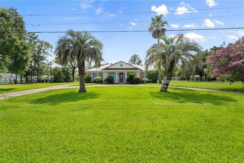 300 S Poplar St, Foley, AL, 36535-2650 | Card Image