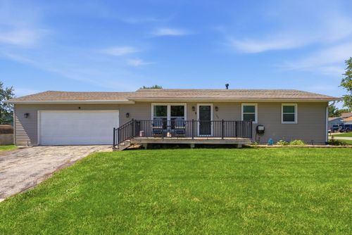 700 Seine Street, Blue Grass, IA, 52726 | Card Image