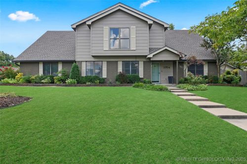 3704 67th St, Tulsa, OK, 74136-2821 | Card Image