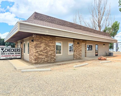 604 4th Avenue Ne, Watford City, ND, 58854 | Card Image