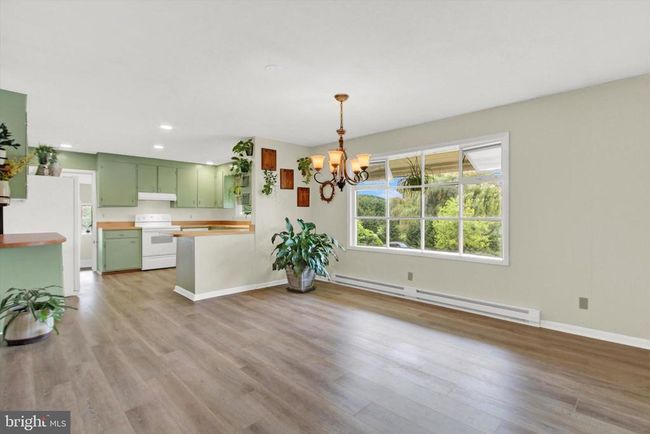 12588 Old Pen Mar Rd, House other with 4 bedrooms, 2 bathrooms and null parking in WAYNESBORO PA | Image 16