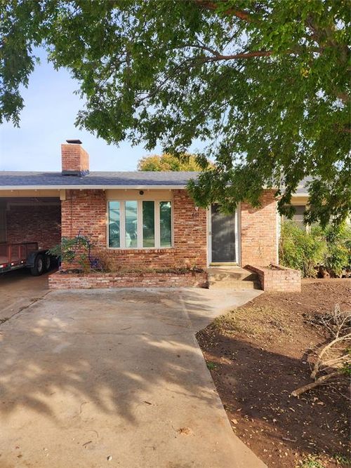 601 N Morton St, Hollis, OK, 73550-2613 | Card Image