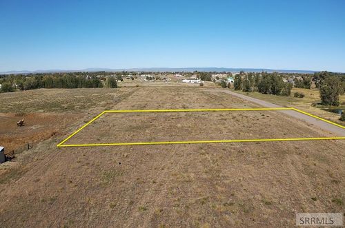 Lot 4 E St, Saint Anthony, ID, 83445 | Card Image