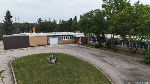 700 Government Rd, Davidson, SK, S0G0H9 | Card Image