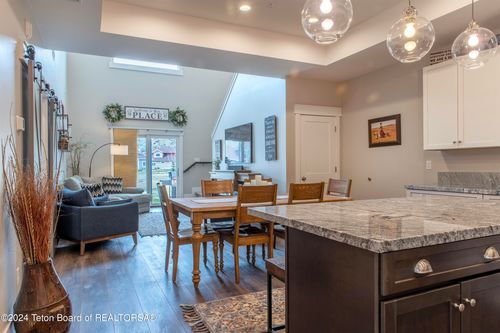 94 Late September Ln, Swan Valley, ID, 83449 | Card Image