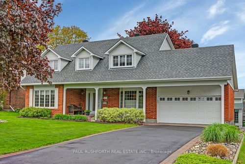 89 Hawk Cres, Ottawa, ON, K1V9G8 | Card Image