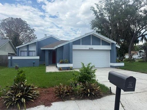 5301 Pinebury Court, ORLANDO, FL, 32808 | Card Image