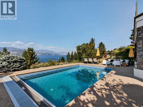 390 Okaview Rd, Kelowna, BC, V1W4K3 | Card Image