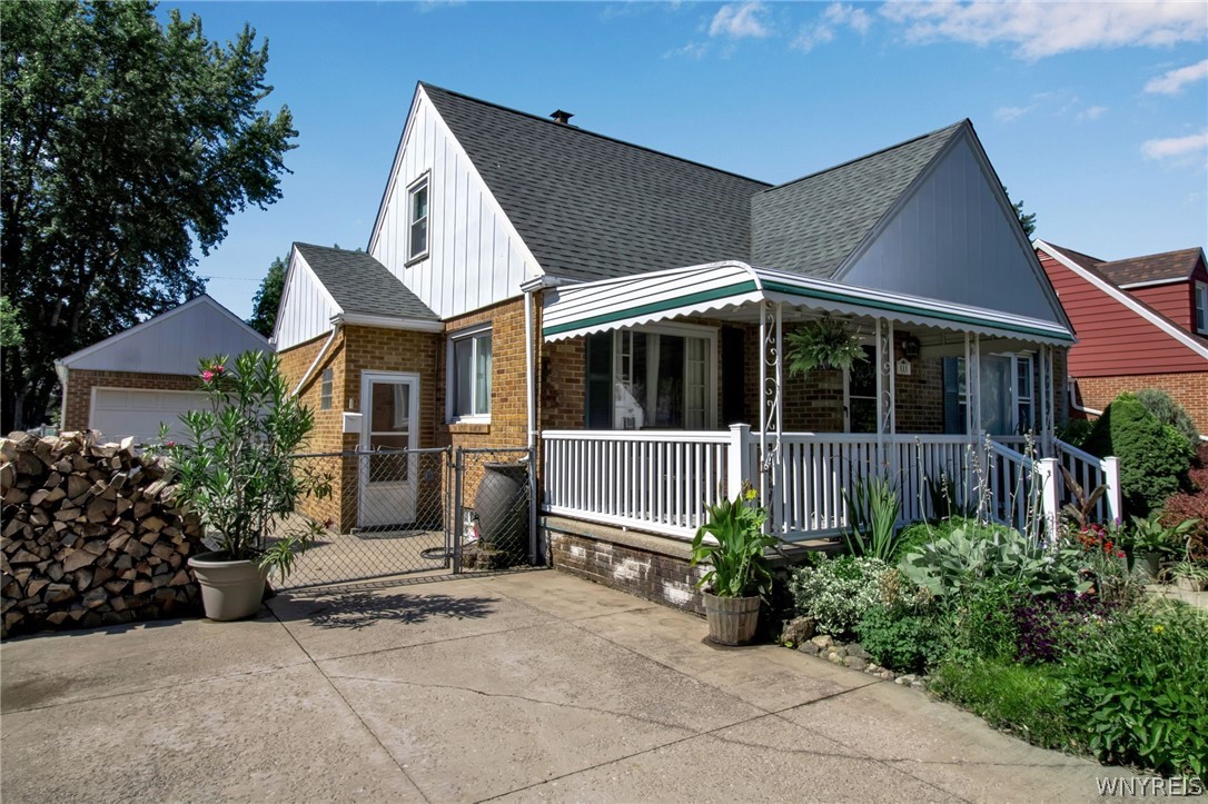 Arlington Pl, Depew, NY 14043