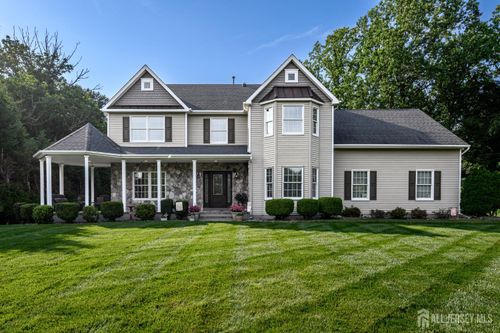 12 Deerpath Ln, Columbus, NJ, 08022-2254 | Card Image