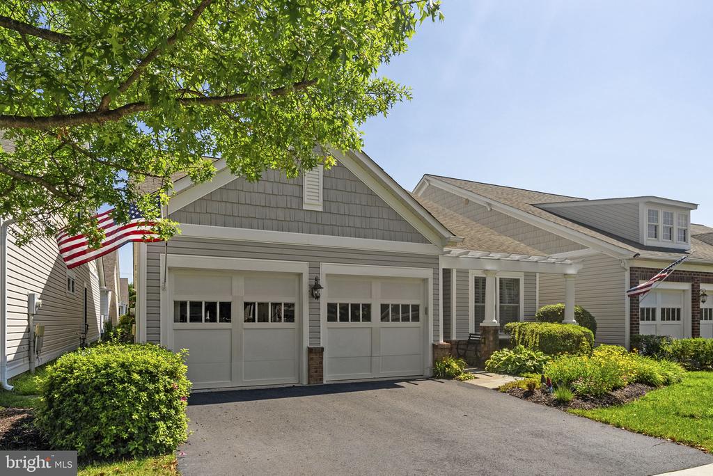 Residential in LORTON 3