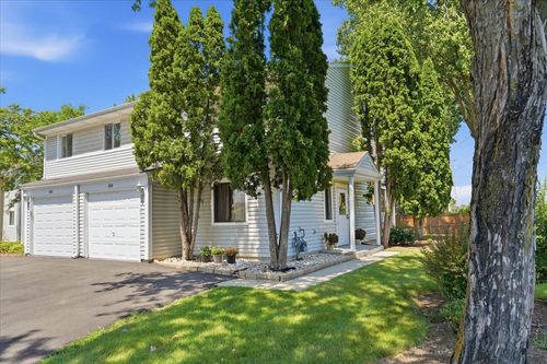 36b-600 Bridgeport Pl, Wheeling, IL, 60090-2624 | Card Image