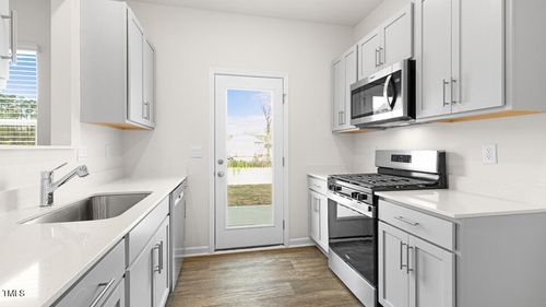 151 Starlight St, Sanford, NC, 27330-9762 | Card Image