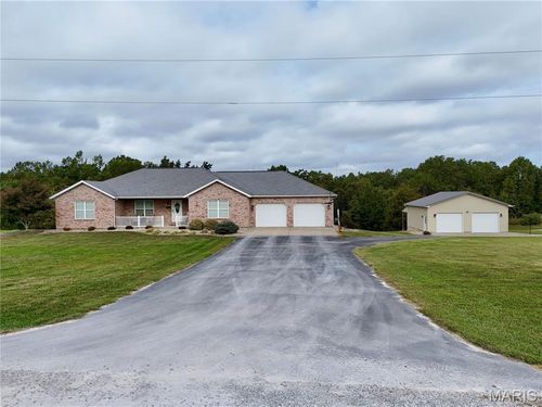 652 Friendly Valley Ln, Perryville, MO, 63775-7157 | Card Image