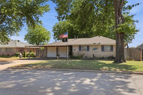 2812 Linda Ln, Del City, OK, 73115-5012 | Card Image