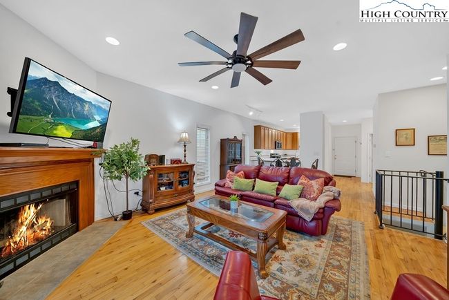 201 - 164 Evergreen Springs Ct, Condo with 2 bedrooms, 3 bathrooms and null parking in Blowing Rock NC | Image 31