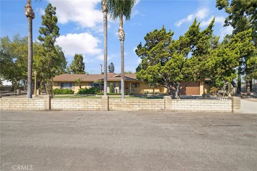 531 N Cherry Tree Ln, Anaheim, CA, 92806-2328 | Card Image