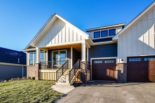 8500 Hillpointe Ln, Victoria, MN, 55386-4405 | Card Image